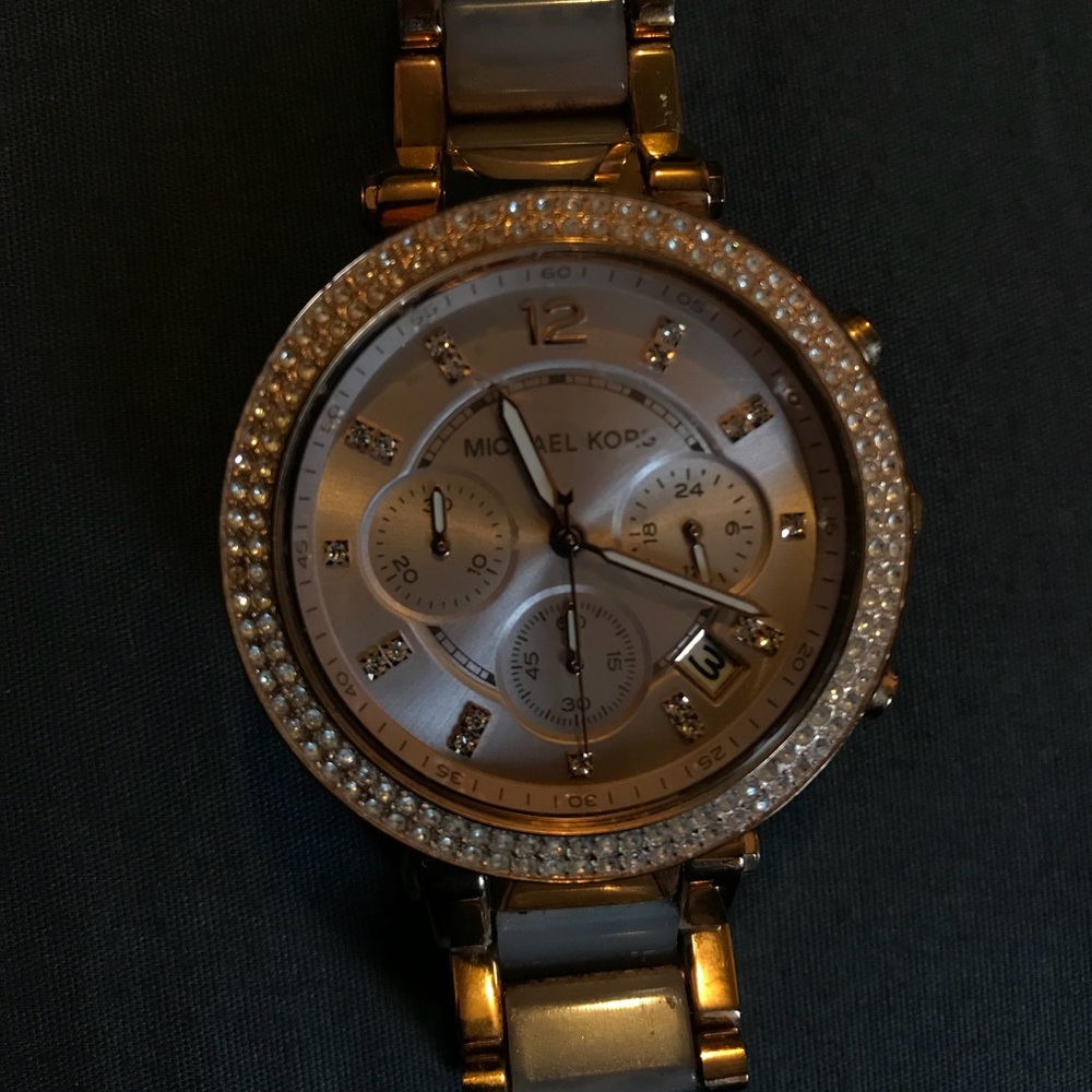Michael Kors watch - Picture 2 of 4